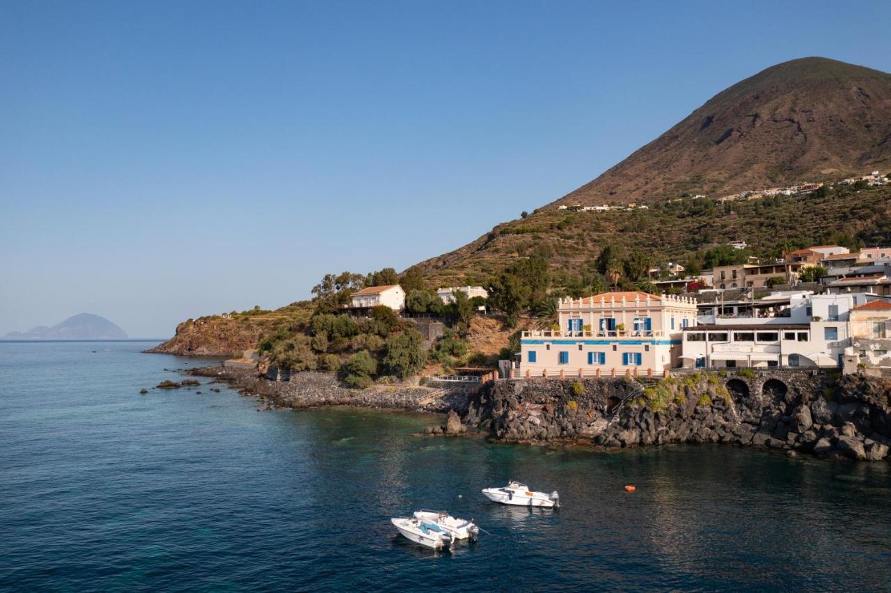 Hotel L'Ariana Isole Eolie - Una Esperienze Leni Exterior photo